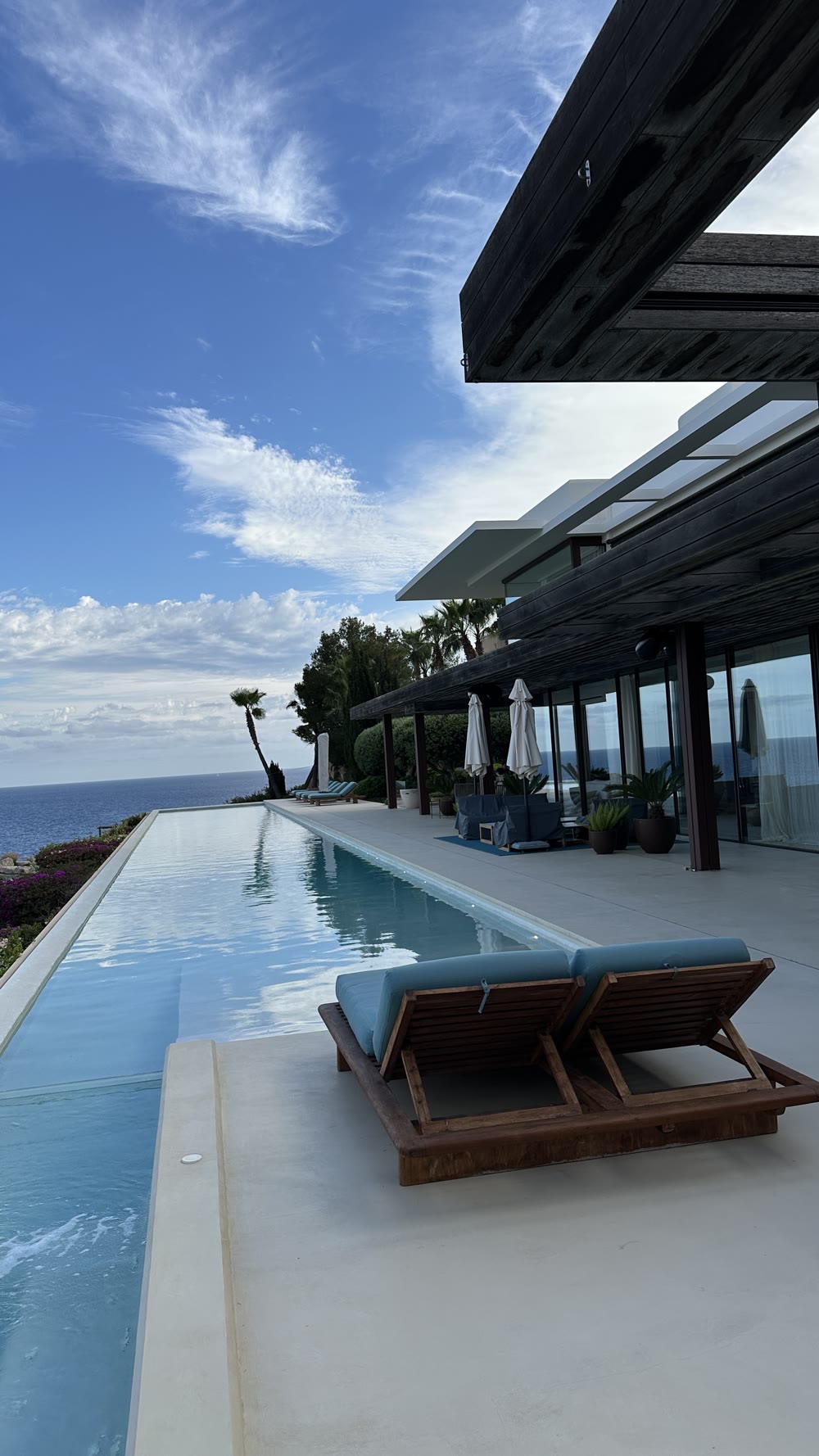 Terraza junto al mar